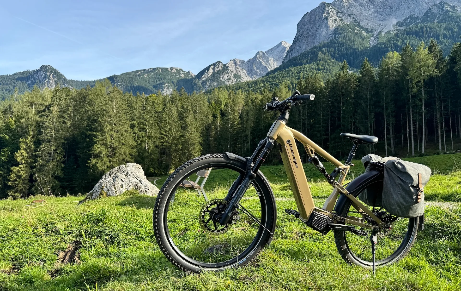 pro rennrad sattel Teste den Stealth vor dem Kauf! – Betterride GmbH variant_9249073DD-001-OZH Farbe:Sands End 2026 Cube Editor Hybrid